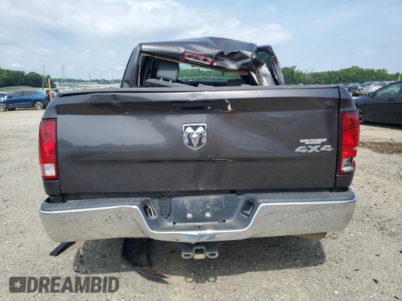 2017 Ram 1500 Tradesman z VIN 3C6RR7KT6HG556096, wystawiony jako Copart lot #61595525 z przebiegiem 211 355 mil mil oraz Szkoda całkowita • Salvage title. Historia ofert i sprzedaży dostępna na DreamBid. Obrazek 6.