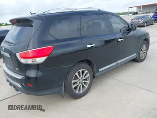 2014 Nissan Pathfinder SV with VIN 5N1AR2MN0EC620439, listed as a IAAI auction lot 42052681 with 187,734 mi miles. Bid and sale history available at carsss.com. Image 4.