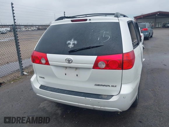2010 Toyota Sienna XLE with VIN 5TDYK4CC1AS330349, listed as a IAAI auction lot 41607065 with 258,145 mi miles and . Bid and sale history available at carsss.com. Image 16.