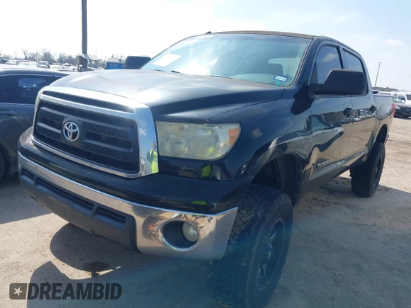2013 Toyota Tundra 4WD Truck with VIN 5TFDW5F16DX286995, listed as a IAAI auction lot 41584571 with 118,651 mi miles. Bid and sale history available at carsss.com. Image 17.