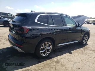 2024 BMW X3 xDrive30i z VIN 5UX53DP09R9W19794, wystawiony jako Copart lot #57802985 z przebiegiem 8017 mil mil oraz Tytuł czysty. Historia ofert i sprzedaży dostępna na DreamBid. Obrazek 3.