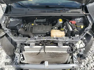 2020 Chevrolet Trax LS z VIN 3GNCJKSB9LL158405, wystawiony jako Copart lot #52347935 z przebiegiem 90 344 mil mil oraz Szkody całkowita. Historia ofert i sprzedaży dostępna na DreamBid. Obrazek 12.