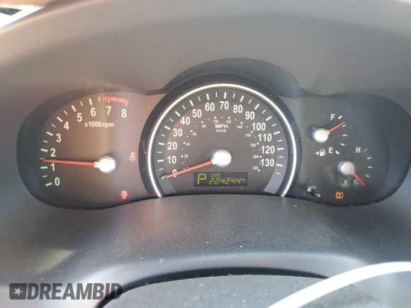 2014 Kia Sedona LX with VIN KNDMG4C71E6547005, listed as a Copart auction lot 51817335 with 224,244 mi miles and Salvage Title. Bid and sale history available at carsss.com. Image 9.