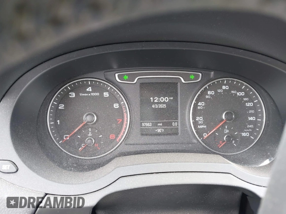 2015 Audi Q3 Premium Plus z VIN WA1EFCFS7FR006939, wystawiony jako IAAI lot #42067797 z przebiegiem 97 663 mil mil oraz . Historia ofert i sprzedaży dostępna na DreamBid. Obrazek 7.