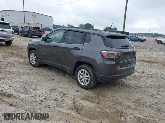 2018 Jeep Compass Sport with VIN 3C4NJCAB0JT335333, listed as a IAAI auction lot 42231636 with Not provided miles and . Bid and sale history available at DreamBid. Image 3.