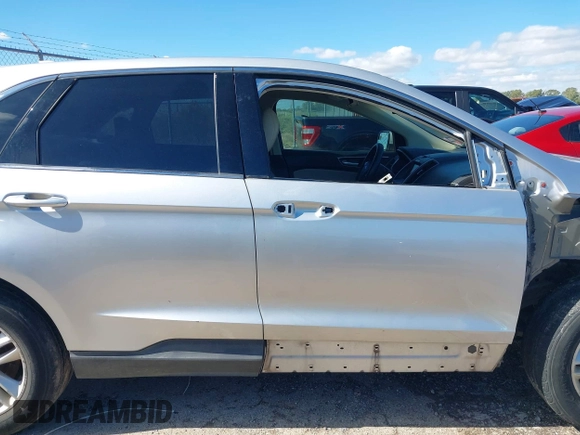 2016 Ford Edge SEL with VIN 2FMPK3J81GBC31668, listed as a IAAI auction lot 40769410 with 125,549 mi miles. Bid and sale history available at carsss.com. Image 13.