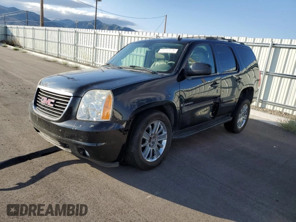 2007 GMC Yukon SLT with VIN 1GKFK13007J148406, listed as a Copart auction lot 67175134 with 175,936 mi miles and Salvage Title. Bid and sale history available at carsss.com. Image 1.
