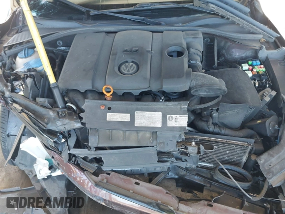 2013 Volkswagen Passat SE w/Sunroof & Nav with VIN 1VWBP7A31DC049778, listed as a IAAI auction lot 42087235 with 197,784 mi miles. Bid and sale history available at carsss.com. Image 10.