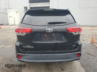 2019 Toyota Highlander LE z VIN 5TDBZRFH4KS701267, wystawiony jako Copart lot #58402555 z przebiegiem 107 147 mil mil oraz Szkoda całkowita • Salvage title. Historia ofert i sprzedaży dostępna na DreamBid. Obrazek 6.