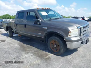 2005 Ford F-250 XL with VIN 1FTSW21P05EA15266, listed as a IAAI auction lot 42684363 with 248,237 mi miles and . Bid and sale history available at DreamBid. Image 1.