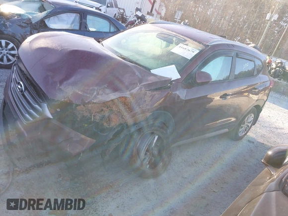 2017 Hyundai Tucson SE with VIN KM8J3CA4XHU500746, listed as a IAAI auction lot 41687679 with 69,826 mi miles. Bid and sale history available at carsss.com. Image 17.