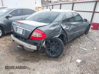 2008 Mercedes-Benz E-Class Luxury 3.5L with VIN WDBUF56X68B306541, listed as a IAAI auction lot 41737732 with 107,340 mi miles. Bid and sale history available at carsss.com. Image 4.