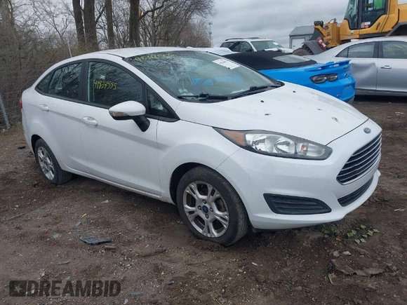 2015 Ford Fiesta SE with VIN 3FADP4BJ4FM175664, listed as a IAAI auction lot 41834555 with 79,268 mi miles. Bid and sale history available at carsss.com. Image 1.