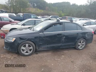 2012 Volkswagen Jetta TDI w/Premium with VIN 3VWLL7AJ1CM360400, listed as a IAAI auction lot 41462201 with 269,351 mi miles and . Bid and sale history available at DreamBid. Image 6.