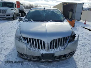 2012 Lincoln MKX with VIN 2LMDJ6JK5CBL08947, listed as a Copart auction lot 88683465 with 154,902 mi miles and Salvage Title. Bid and sale history available at carsss.com. Image 5.