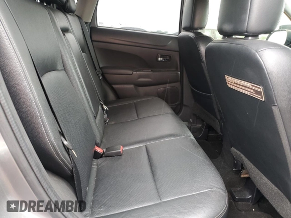 2015 Mitsubishi Outlander SE with VIN 4A4AP4AU7FE011347, listed as a Copart auction lot 61540855 with 161,791 mi miles and Clean title. Bid and sale history available at DreamBid. Image 10.