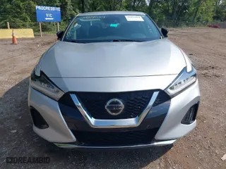 2021 Nissan Maxima SV with VIN 1N4AA6CV2MC505706, listed as a IAAI auction lot 39851084 with 73,240 mi miles. Bid and sale history available at carsss.com. Image 12.