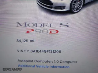 2016 Tesla Model S 90D with VIN 5YJSA1E44GF131208, listed as a IAAI auction lot 42060513 with 84,125 mi miles. Bid and sale history available at carsss.com. Image 7.