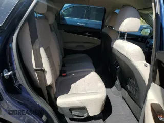2019 Kia Sorento L with VIN 5XYPG4A35KG433790, listed as a Copart auction lot 48922195 with 85,964 mi miles and Non Repairable. Bid and sale history available at DreamBid. Image 11.