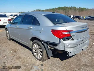 2011 Chrysler 200 Touring with VIN 1C3BC1FB0BN585722, listed as a IAAI auction lot 41670890 with 180,855 mi miles. Bid and sale history available at carsss.com. Image 6.