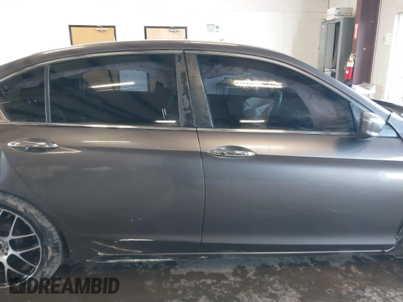2013 Honda Accord LX z VIN 1HGCR2F30DA185412, wystawiony jako IAAI lot #41870391 z przebiegiem 163 421 mil mil oraz . Historia ofert i sprzedaży dostępna na DreamBid. Obrazek 14.