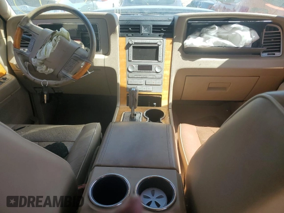 2007 Lincoln Navigator with VIN 5LMFU28507LJ24510, listed as a Copart auction lot 60922495 with 152,984 mi miles and Salvage title. Bid and sale history available at DreamBid. Image 8.