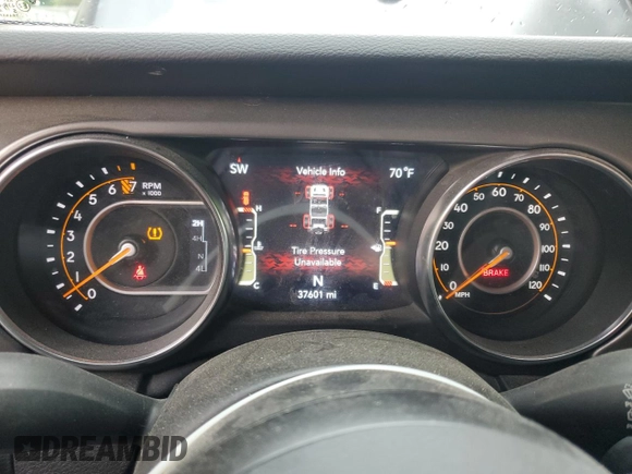 2021 Jeep Wrangler Willys with VIN 1C4GJXAG8MW756324, listed as a Copart auction lot 61951645 with 37,601 mi miles and Salvage title. Bid and sale history available at DreamBid. Image 9.