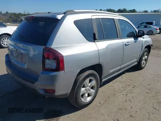 2016 Jeep Compass 75th Anniversary with VIN 1C4NJCBBXGD693892, listed as a IAAI auction lot 41651029 with 81,211 mi miles and . Bid and sale history available at DreamBid. Image 4.