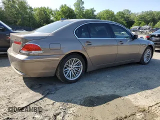 2005 BMW 7 Series 745Li z VIN WBAGN63535DS60710, wystawiony jako Copart lot #58921295 z przebiegiem 94 748 mil mil oraz Szkoda całkowita • Salvage title. Historia ofert i sprzedaży dostępna na DreamBid. Obrazek 3.