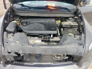 2018 Jeep Cherokee Latitude Plus z VIN 1C4PJLLX5JD557003, wystawiony jako Copart lot #60744585 z przebiegiem Nie podano mil oraz Szkoda całkowita • Salvage title. Historia ofert i sprzedaży dostępna na DreamBid. Obrazek 12.