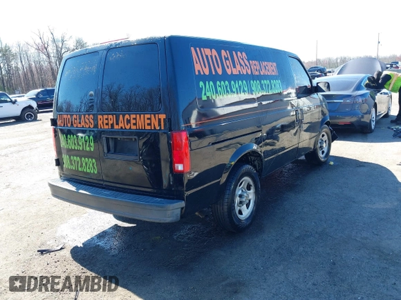 2004 Chevrolet Astro Cargo with VIN 1GCDM19X04B123352, listed as a IAAI auction lot 41879842 with 197,916 mi miles. Bid and sale history available at carsss.com. Image 4.