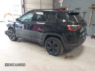 2021 Jeep Compass Latitude z VIN 3C4NJDBB9MT552064, wystawiony jako IAAI lot #42345320 z przebiegiem 57 080 mil mil oraz . Historia ofert i sprzedaży dostępna na DreamBid. Obrazek 3.