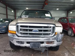 2000 Ford F-350 XL with VIN 1FTSW31F4YEB27196, listed as a IAAI auction lot 41975971 with 262,435 mi miles and . Bid and sale history available at DreamBid. Image 12.