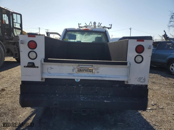 2017 Ford Super Duty F-250 SRW XL with VIN 1FTBF2A60HEC94844, listed as a Copart auction lot 47360805 with 116,648 mi miles and Salvage Title. Bid and sale history available at carsss.com. Image 6.
