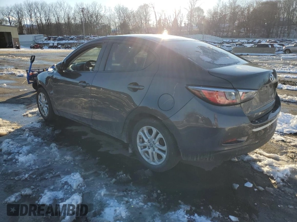 2018 Toyota Yaris with VIN 3MYDLBYV5JY321528, listed as a Copart auction lot 44641815 with Not Provided miles and Salvage Title. Bid and sale history available at DreamBid. Image 2.