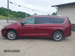 2021 Chrysler Pacifica Touring L с VIN 2C4RC1BG4MR578113, выставлен на аукционе IAAI как лот 42276291 с пробегом 4 216 миль миль и . История ставок и продаж доступна на DreamBid. Изображение 14.