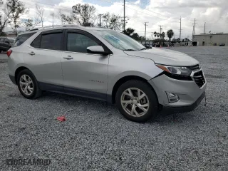 2020 Chevrolet Equinox LT with VIN 3GNAXVEX5LL211650, listed as a Copart auction lot 86737054 with 89,218 mi miles and Salvage Title. Bid and sale history available at carsss.com. Image 4.