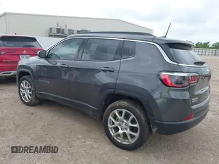 2024 Jeep Compass Latitude Lux с VIN 3C4NJDFN0RT164250, выставлен на аукционе IAAI как лот 42131071 с пробегом 1 493 миль миль и . История ставок и продаж доступна на DreamBid. Изображение 3.