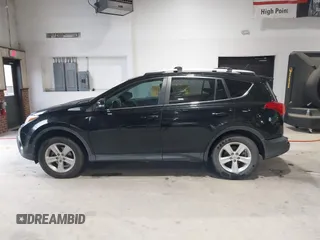 2013 Toyota RAV4 XLE with VIN 2T3WFREV0DW043014, listed as a IAAI auction lot 42357148 with 189,090 mi miles and . Bid and sale history available at DreamBid. Image 14.