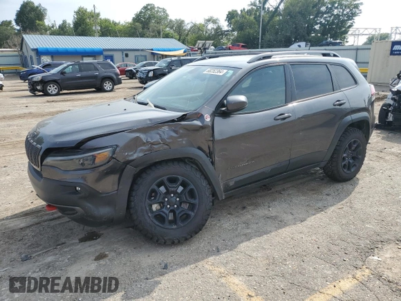 2020 Jeep Cherokee Trailhawk Elite z VIN 1C4PJMBN1LD534178, wystawiony jako Copart lot #68252364 z przebiegiem 85 946 mil mil oraz Szkoda całkowita • Salvage title. Historia ofert i sprzedaży dostępna na DreamBid. Obrazek 1.