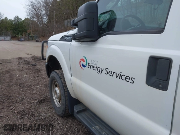 2013 Ford F-250 XL with VIN 1FT7X2B65DEA40820, listed as a IAAI auction lot 41940224 with 193,706 mi miles and . Bid and sale history available at DreamBid. Image 12.