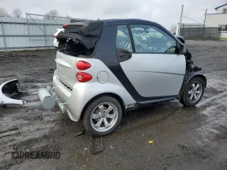 2013 Smart fortwo Passion z VIN WMEEK3BA2DK625180, wystawiony jako Copart lot #84905324 z przebiegiem 53 126 mil mil oraz Szkoda całkowita • Salvage title. Historia ofert i sprzedaży dostępna na DreamBid. Obrazek 3.