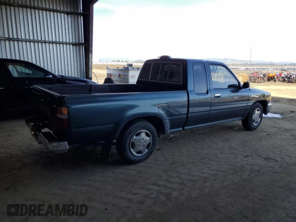 1994 Toyota Pickup z VIN JT4VN93D8R5042135, wystawiony jako Copart lot #45686625 z przebiegiem 139 784 mil mil oraz Szkoda całkowita • Salvage title. Historia ofert i sprzedaży dostępna na DreamBid. Obrazek 3.