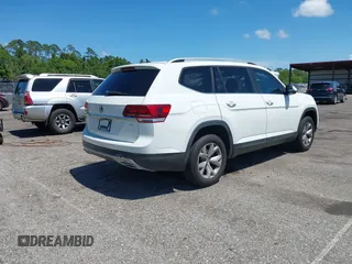 2018 Volkswagen Atlas S with VIN 1V2AP2CA4JC543978, listed as a IAAI auction lot 42567307 with 75,570 mi miles and . Bid and sale history available at DreamBid. Image 4.