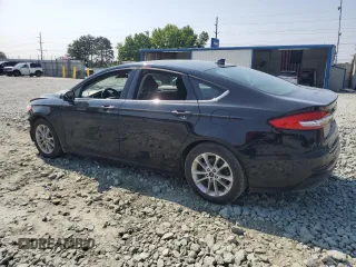 2020 Ford Fusion SE with VIN 3FA6P0HD4LR122075, listed as a Copart auction lot 59009485 with 143,247 mi miles and Salvage title. Bid and sale history available at DreamBid. Image 2.
