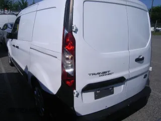 2020 Ford Transit Connect XL with VIN NM0LS7E28L1481492, listed as a IAAI auction lot 42682124 with 87,204 mi miles and . Bid and sale history available at DreamBid. Image 5.