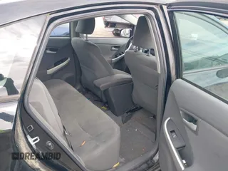 2011 Toyota Prius I z VIN JTDKN3DU1B0271175, wystawiony jako IAAI lot #42247924 z przebiegiem 251 489 mil mil oraz . Historia ofert i sprzedaży dostępna na DreamBid. Obrazek 8.