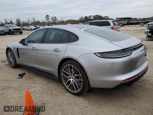 2022 Porsche Panamera GTS with VIN WP0AG2A74NL135012, listed as a Copart auction lot 88932985 with 21,131 mi miles and Clean Title. Bid and sale history available at carsss.com. Image 2.