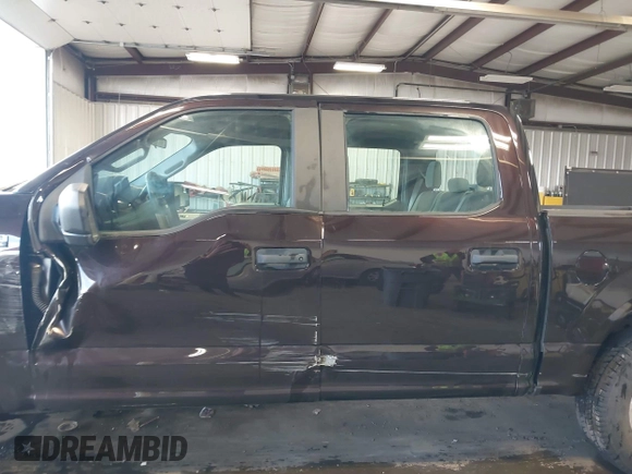 2018 Ford F-150 XL with VIN 1FTEW1EP2JFB69449, listed as a IAAI auction lot 41731427 with 111,922 mi miles. Bid and sale history available at carsss.com. Image 14.