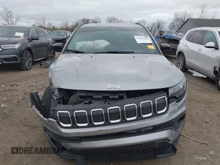 2022 Jeep Compass Latitude с VIN 3C4NJDBB5NT216798, выставлен на аукционе IAAI как лот 42042804 с пробегом 42 781 миль миль и . История ставок и продаж доступна на DreamBid. Изображение 6.